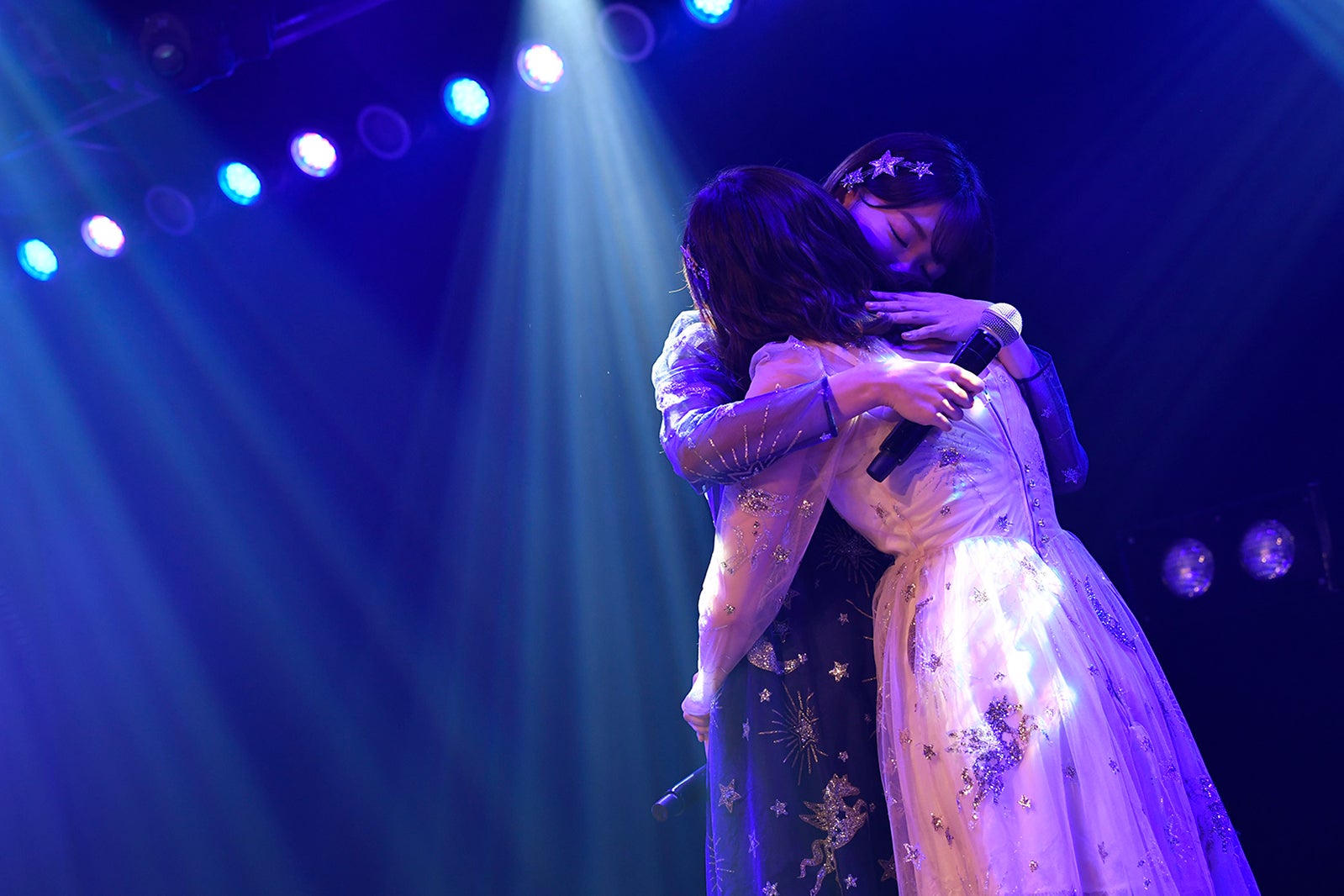 渡辺麻友 アイドルは 裏側は見せない 最後のakb48劇場公演で残った悔いも明かす 一問一答 卒業公演後会見全文 モデルプレス 渡辺麻友 アイドルは 裏側は見せない 最後のakb48劇場公演で残った悔いも明かす 一問一答 卒業公演後会見全文 モデルプレス