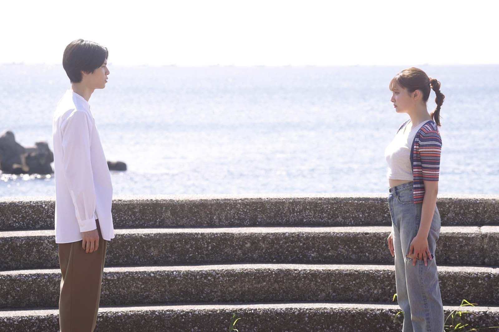 萩原利久、吉川愛「真夏のシンデレラ」より（C）フジテレビ