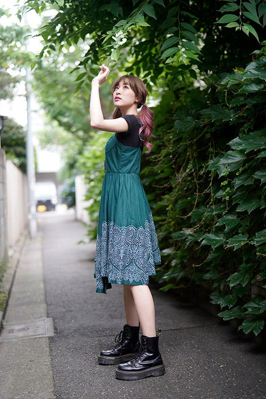 すぅ(吉田菫)/撮影:魚住誠一(提供写真)