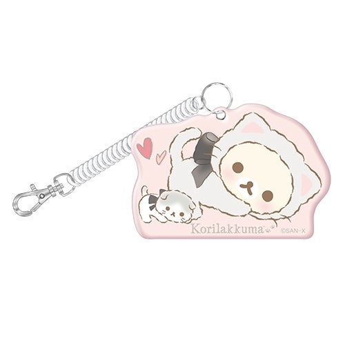 コリラックマカフェ限定ダイカットPVCパスケース790円（税抜）（C）SAN-X CO., LTD. ALL RIGHTS RESERVED.