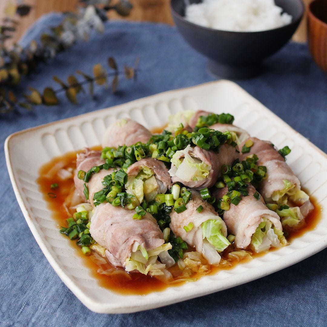 ねぎポンだれ絡む。千切り白菜の豚バラ巻き