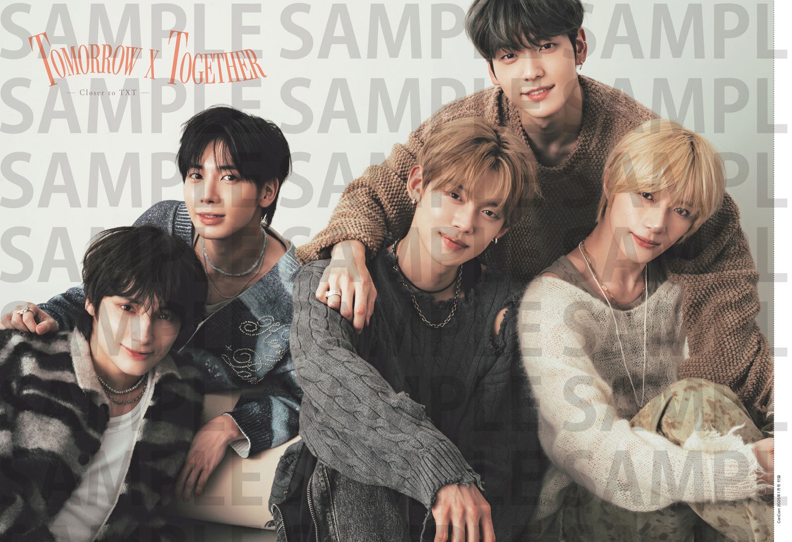 TOMORROW X TOGETHER／ピンナップ表面（画像提供：小学館）