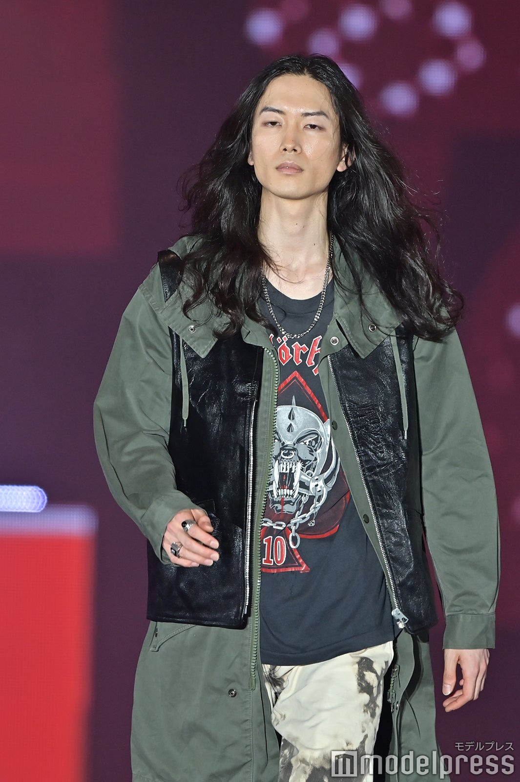 （C）モデルプレス