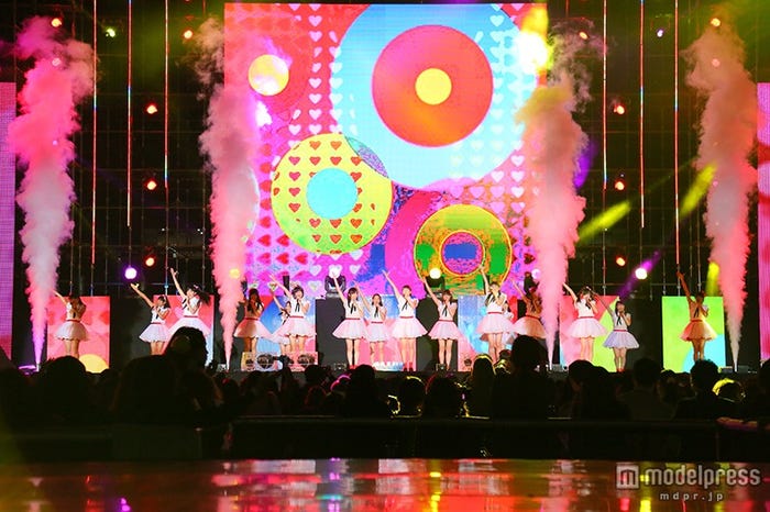 「Asia Song Festival 2015」に出演したNGT48(C)AKS