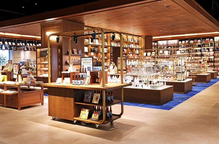 TSUTAYA BOOKSTORE松山店/画像提供:CCC 蔦屋書店カンパニー