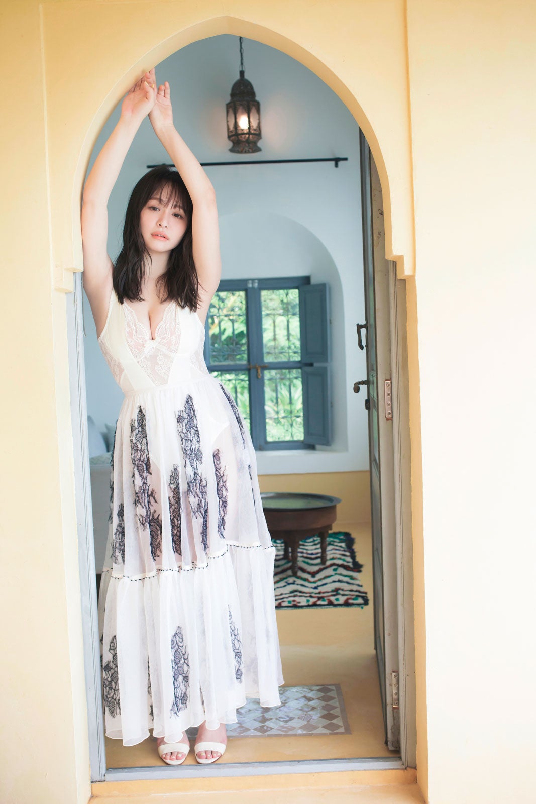 ゆうこす、すっぴん・水着・下着姿…美ボディ大胆披露 1st写真集決定【チャーミング】