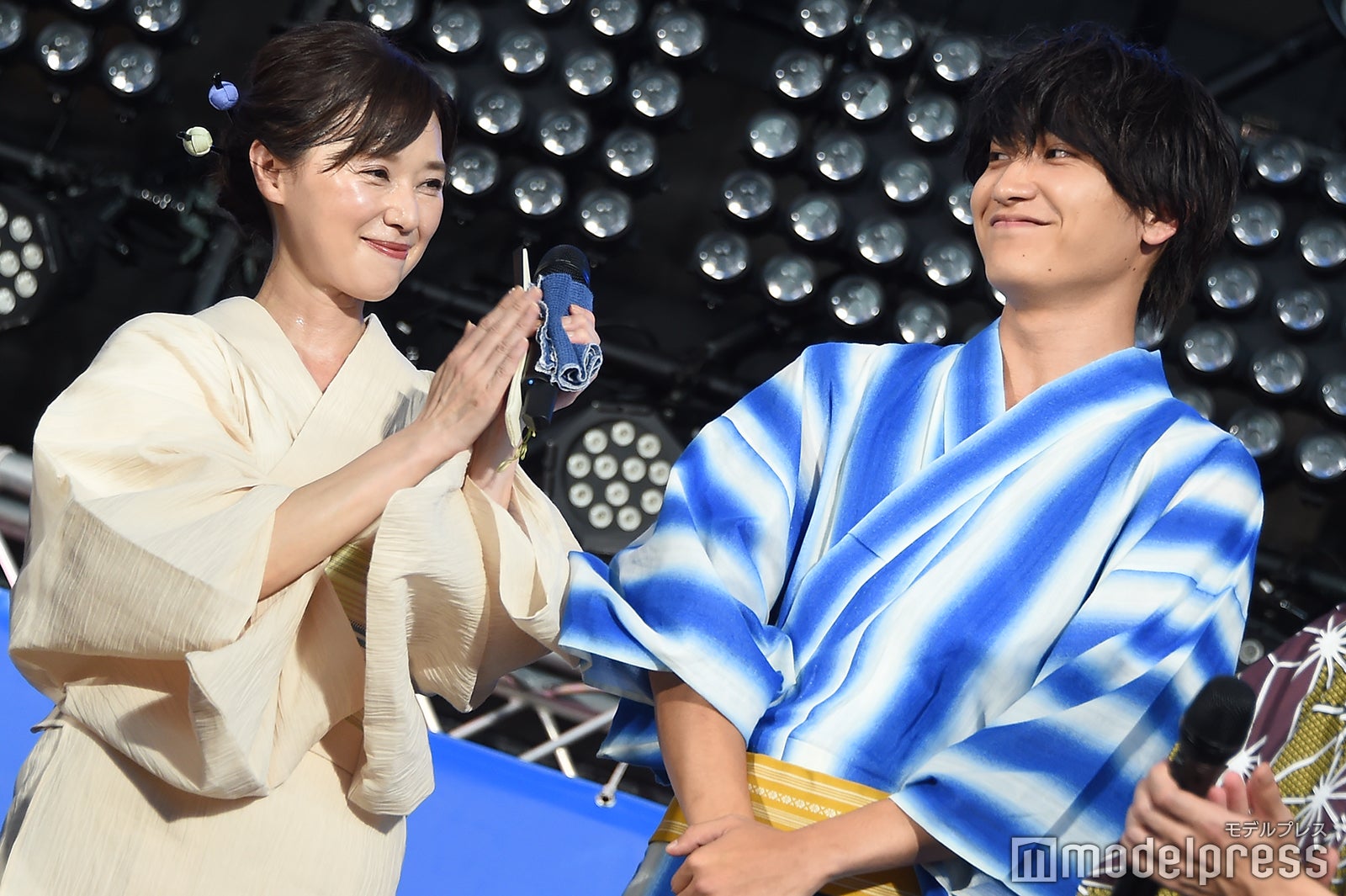 大塚寧々、金子大地（C）モデルプレス