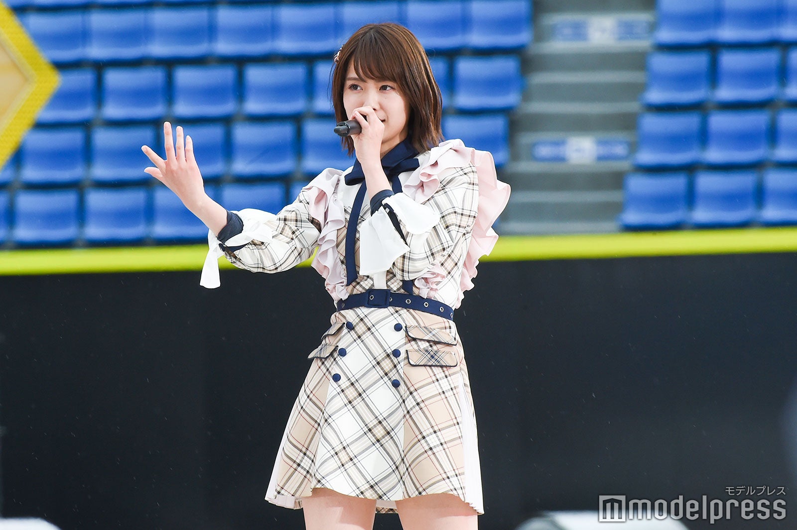 チーム8「AKB48グループ春のLIVEフェスin横浜スタジアム」（C）モデルプレス