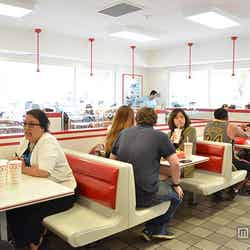 若者や家族連れでいつも混雑