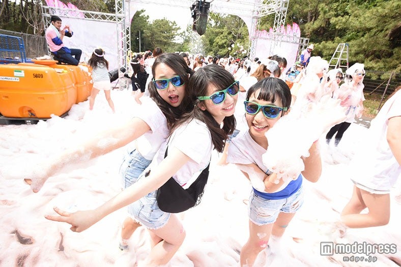 「バブルラン2015 in千葉」の様子／画像提供：バブルラン