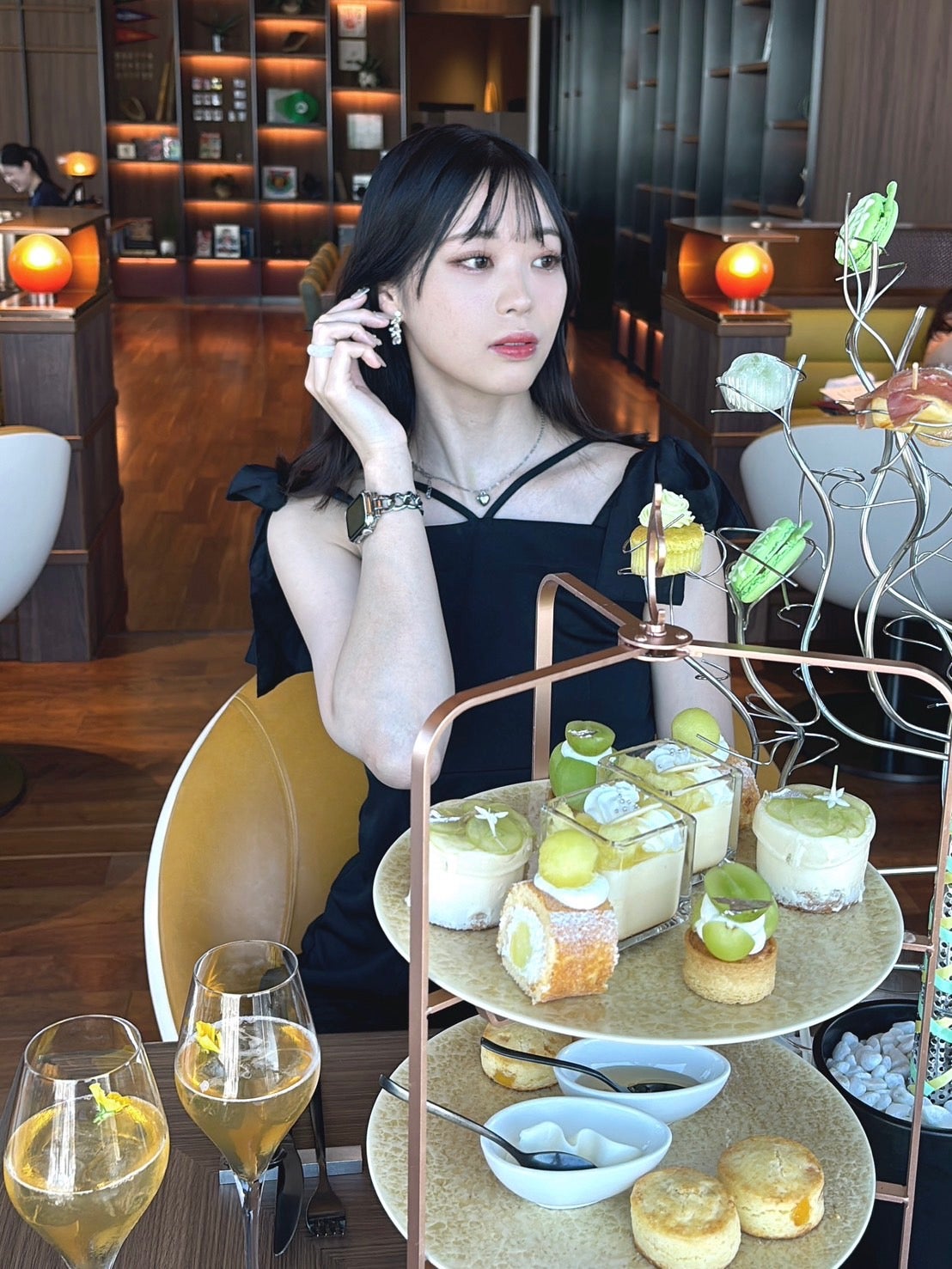 朱音「ファッションの秋」（提供写真）