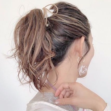 大人の前髪なし まとめ髪特集 仕事場でも簡単におしゃれになるアレンジスタイル モデルプレス