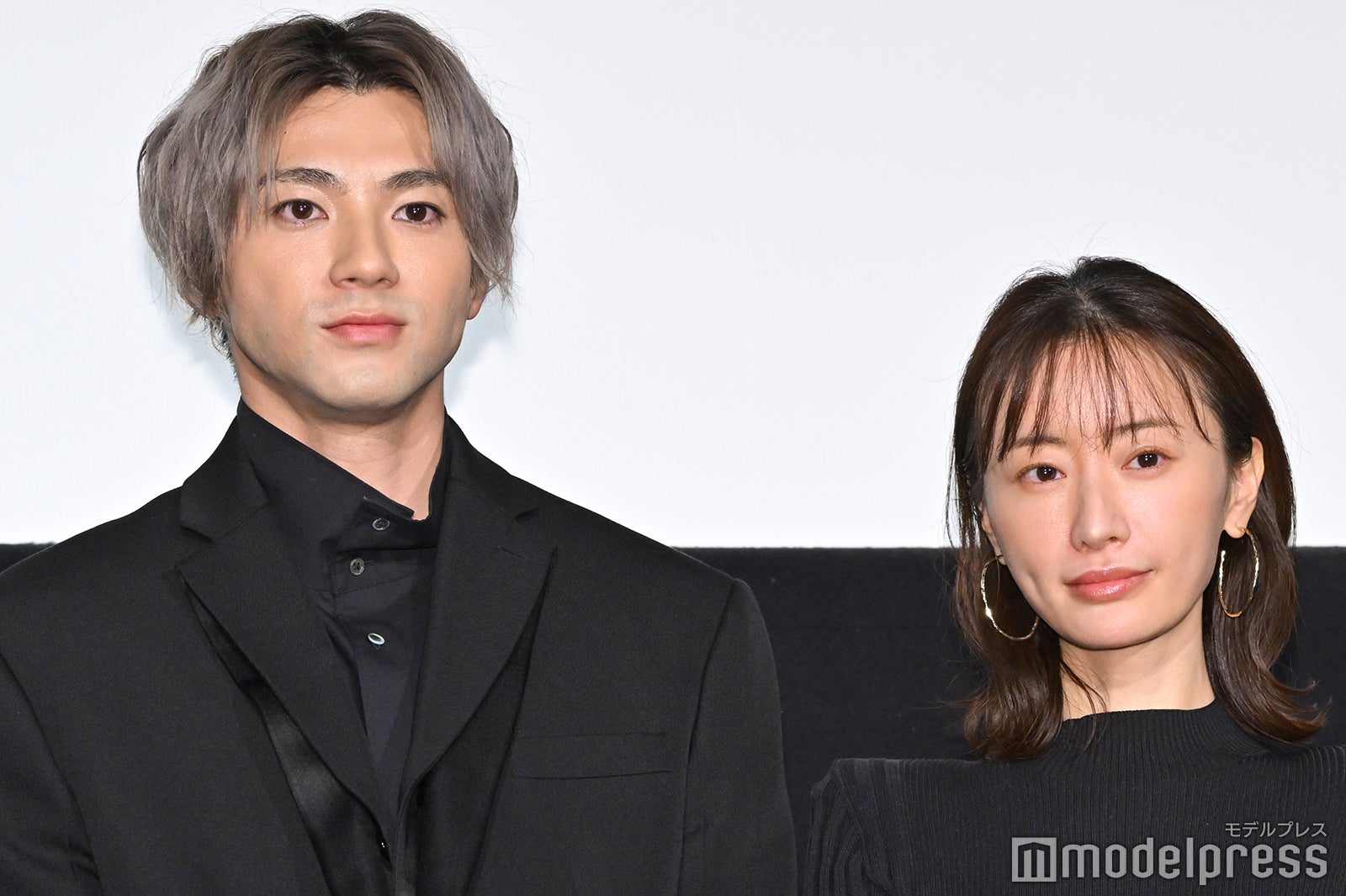 山田裕貴、松本まりかと5度目の共演に感慨 舞台挨拶で“エゴサ”宣言も＜夜、鳥たちが啼く＞