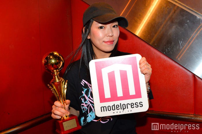 モデルプレスのインタビューに応じた椿(C)モデルプレス