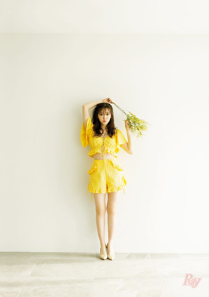 鈴木愛理/「Ray」4月号(画像提供:主婦の友社)