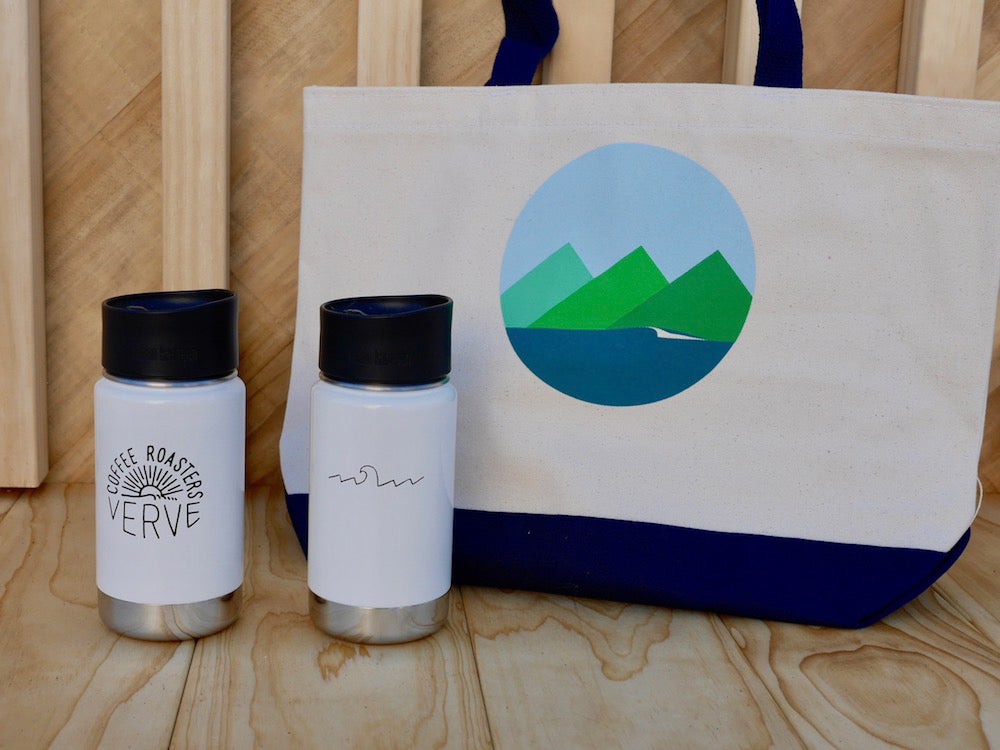 鎌倉限定 VERVE KLEEAN KANTEEN各4000円、トートバッグ2300円／画像提供：TRANSIT