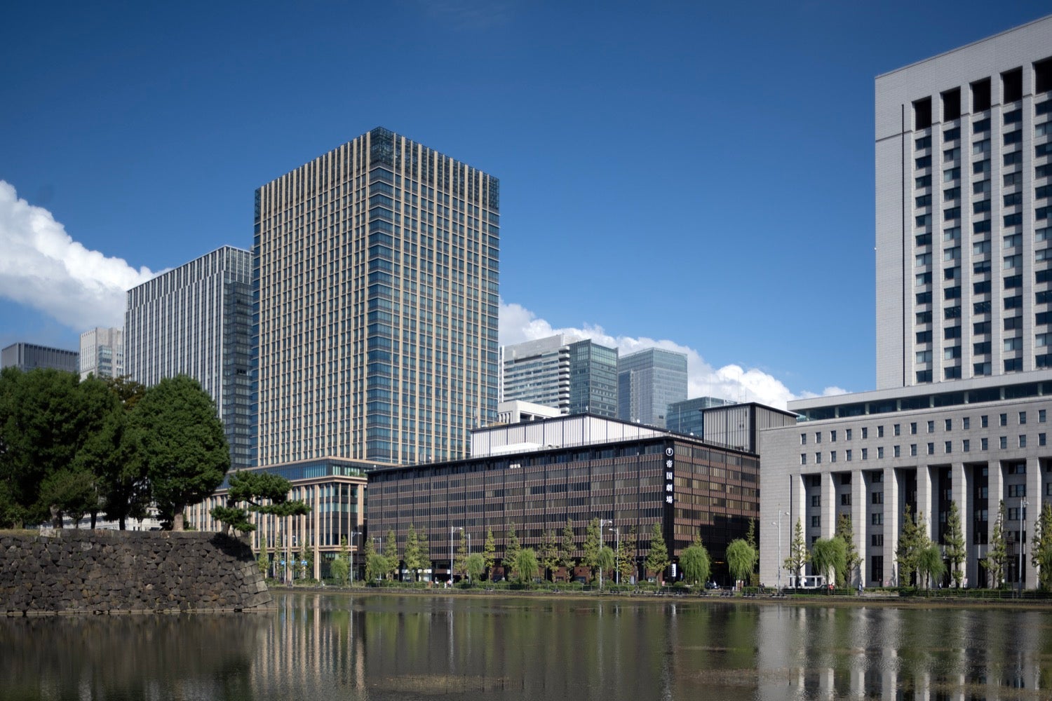 帝国劇場（提供写真）