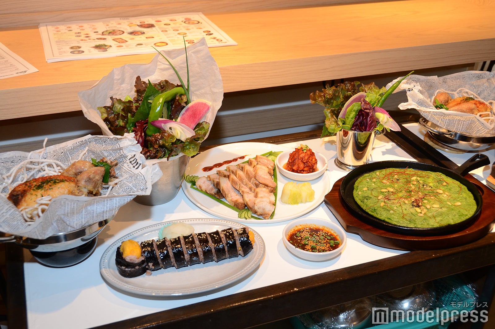 （C）モデルプレス