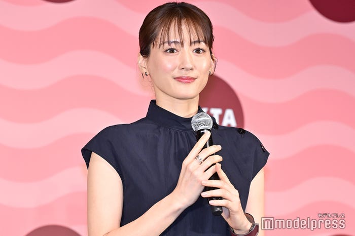 綾瀬はるか(C)モデルプレス