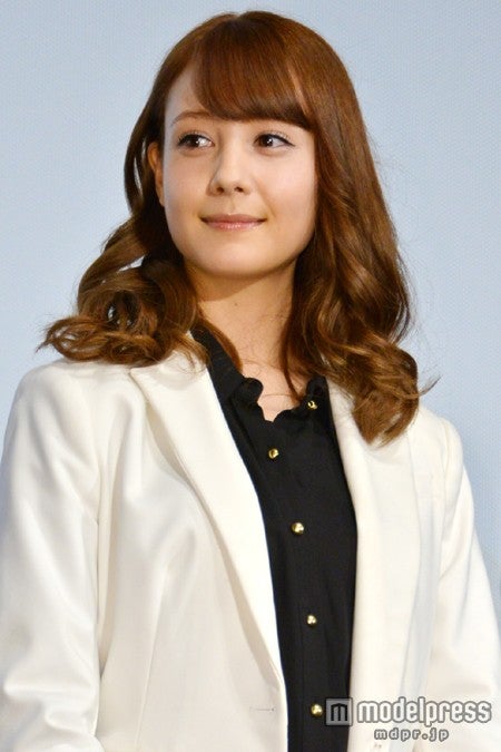 トリンドル玲奈