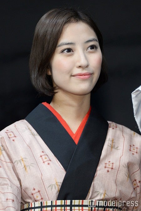 岡本あずさ（C）モデルプレス