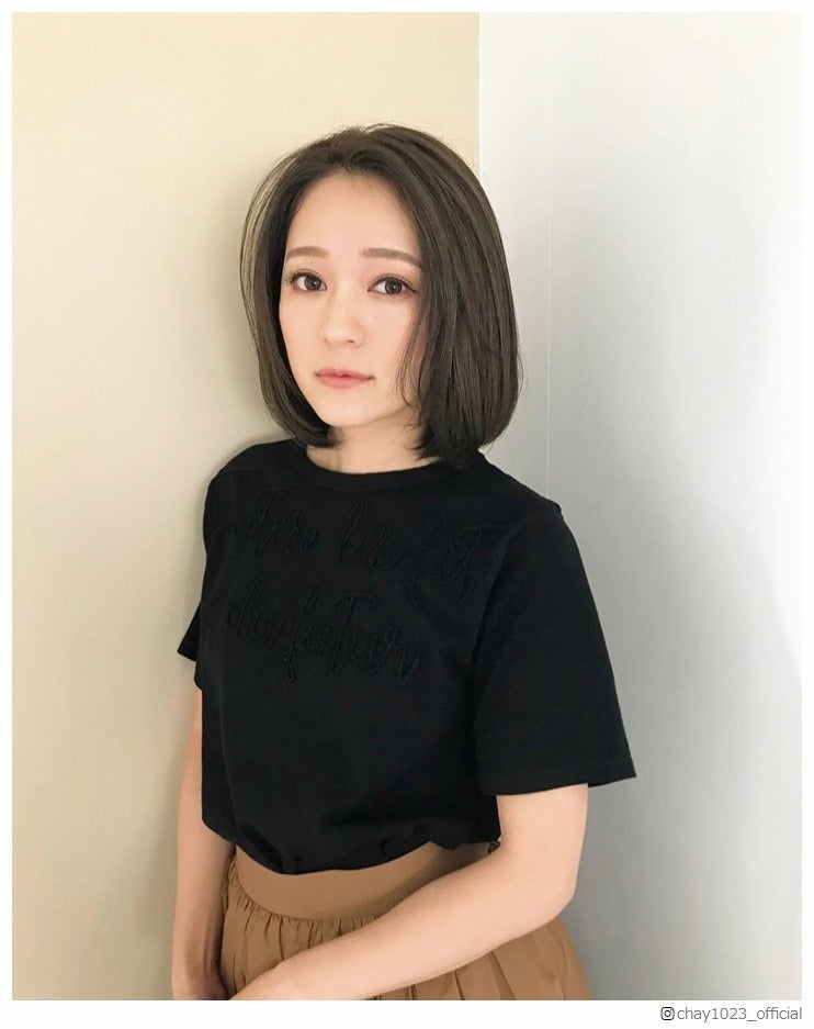 chay、透明感際立つ“暗髪”イメチェンに絶賛の声