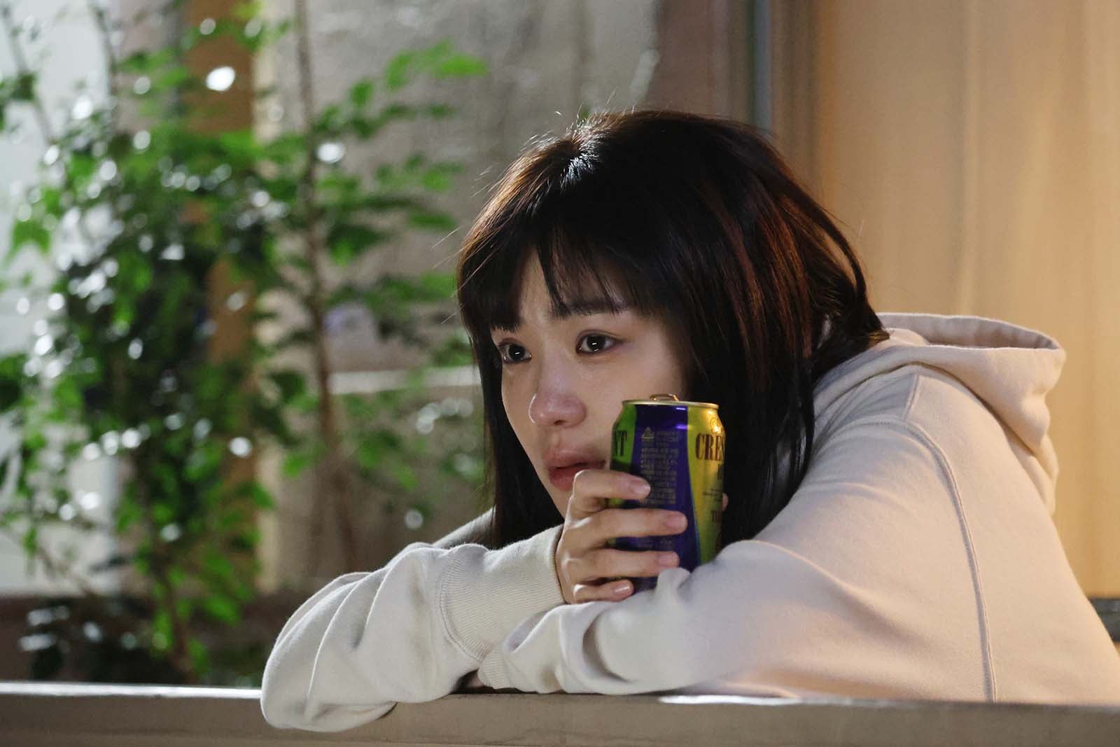 奈緒「あなたがしてくれなくても」第9話より（C）フジテレビ