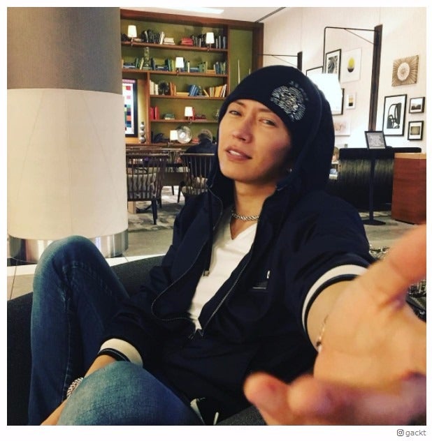 GACKT、ニューヨークで「デートなう」ファン悶絶「心臓の動きが忙しい」「にやにやする」