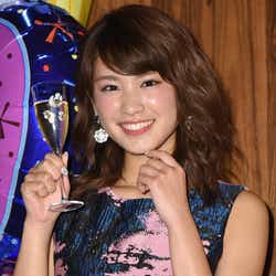 モデルプレス - 「CanCam」久松郁実、SEXYボディで1位獲得に歓喜 人気のワケを分析