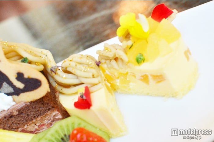 アップルプリンの中には、シャキシャキ林檎がたっぷり