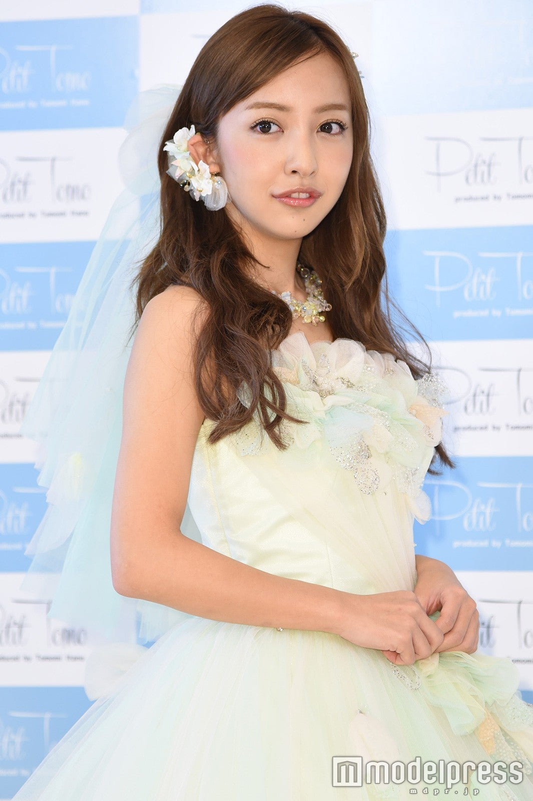 板野友美 現在の恋 結婚観を語る モデルプレス