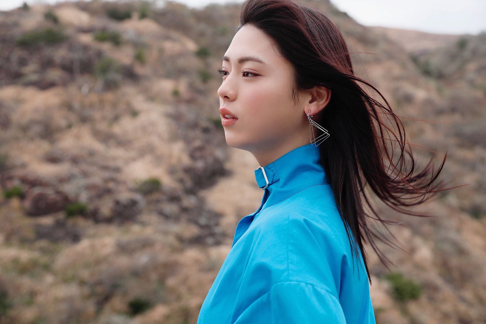 撮影：三宮幹史／井手上漠フォトエッセイ『normal？』公式ツイッター（@bakunohon0420）より