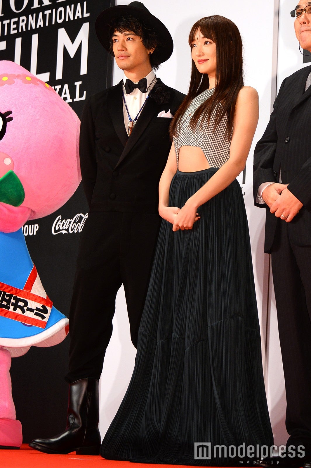 斎藤工、高梨臨（C）モデルプレス