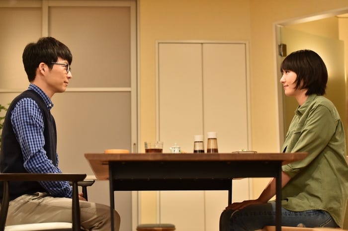 星野源、新垣結衣「逃げるは恥だが役に立つ」第4話・場面カット(C)TBS