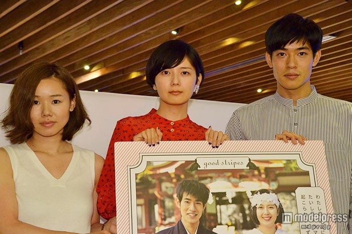 (左から)岨手由貴子監督、菊池亜希子、中島歩