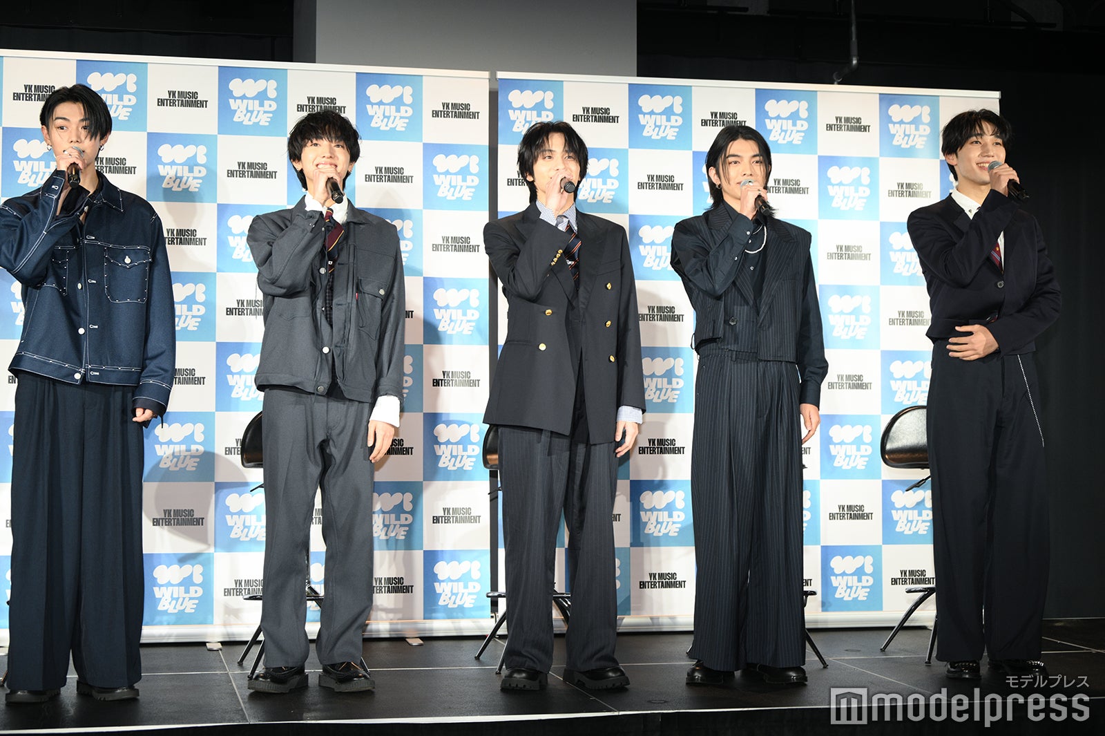 WILD BLUE（左から）鈴陽向、池田優斗、山下幸輝、宮武颯、鈴川直弥（C）モデルプレス
