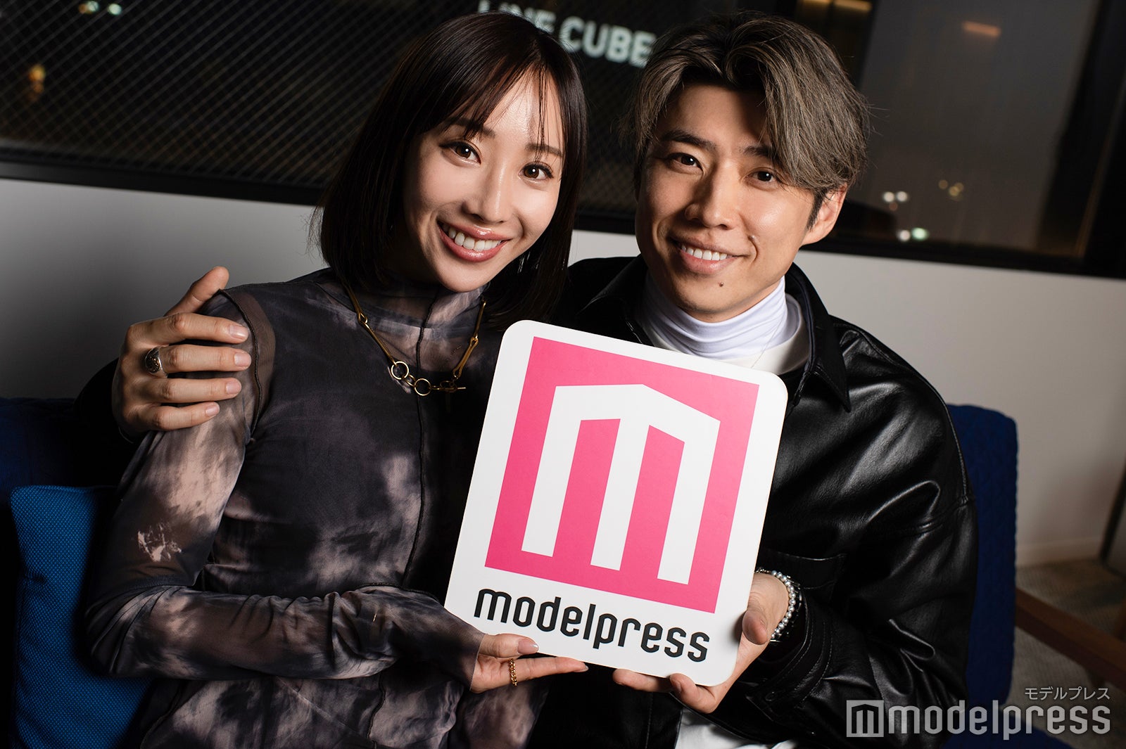 秋倉諒子、黄皓 （C）モデルプレス