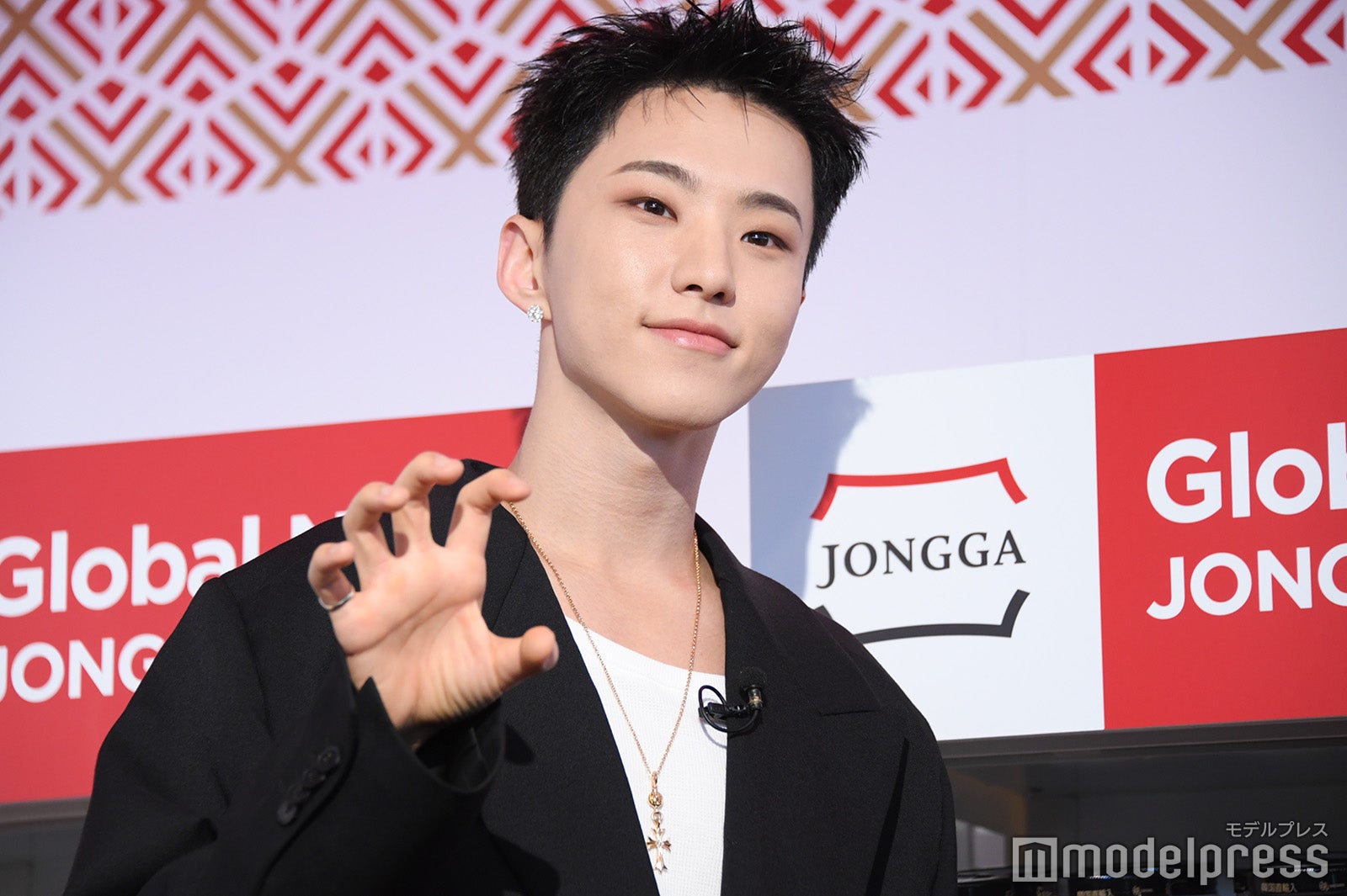 HOSHI（C）モデルプレス