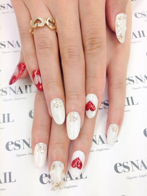 ハートのデザインにドキッ／画像提供：esNAIL