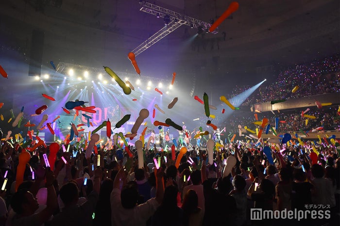 鈴木愛理の日本武道館ライブの様子 （C）モデルプレス