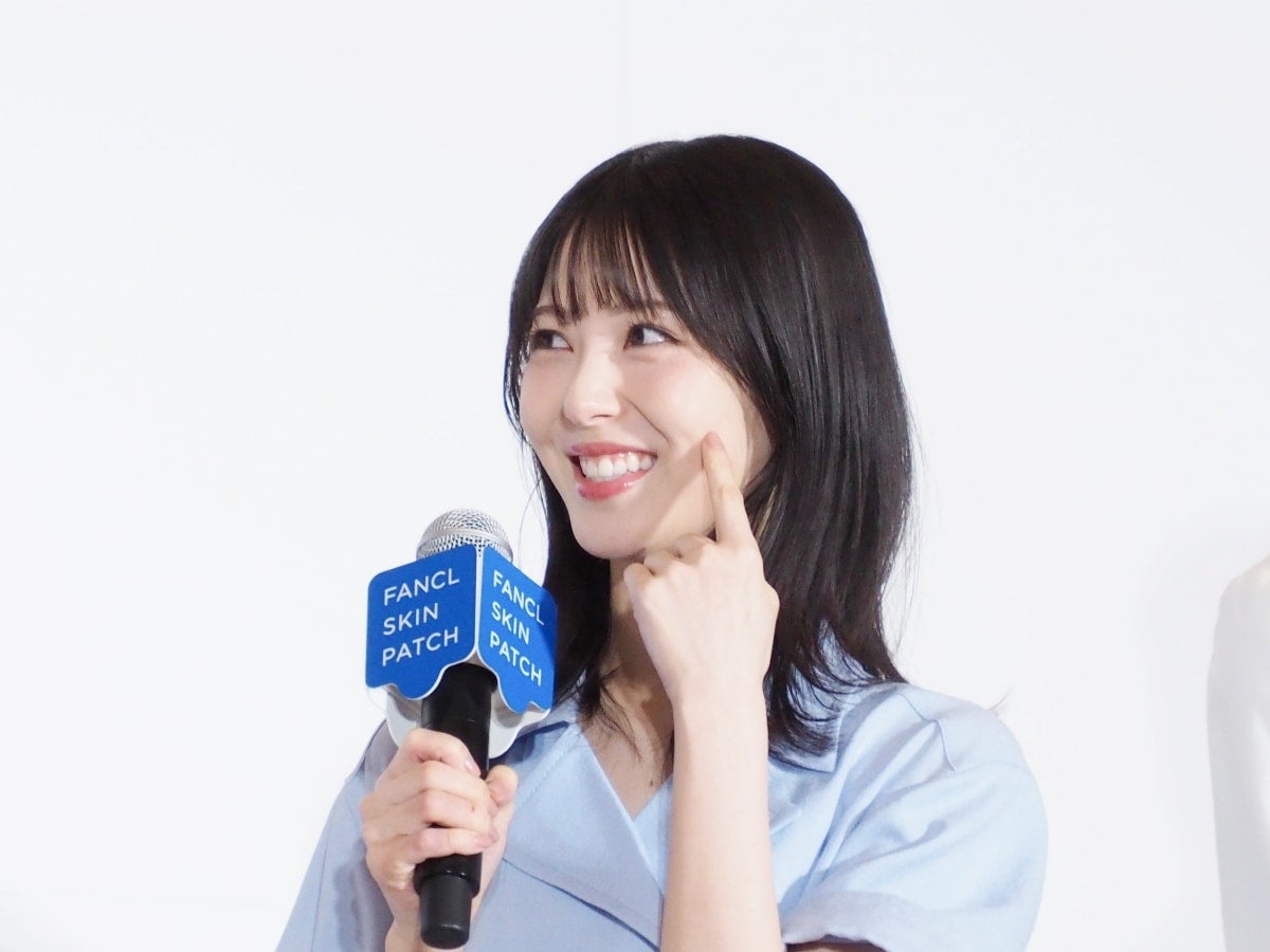 浜辺美波とMrs. GREEN APPLEが肌解析に挑戦！ イメージキャラクターを務める「FANCL SKIN PATCH」とは？