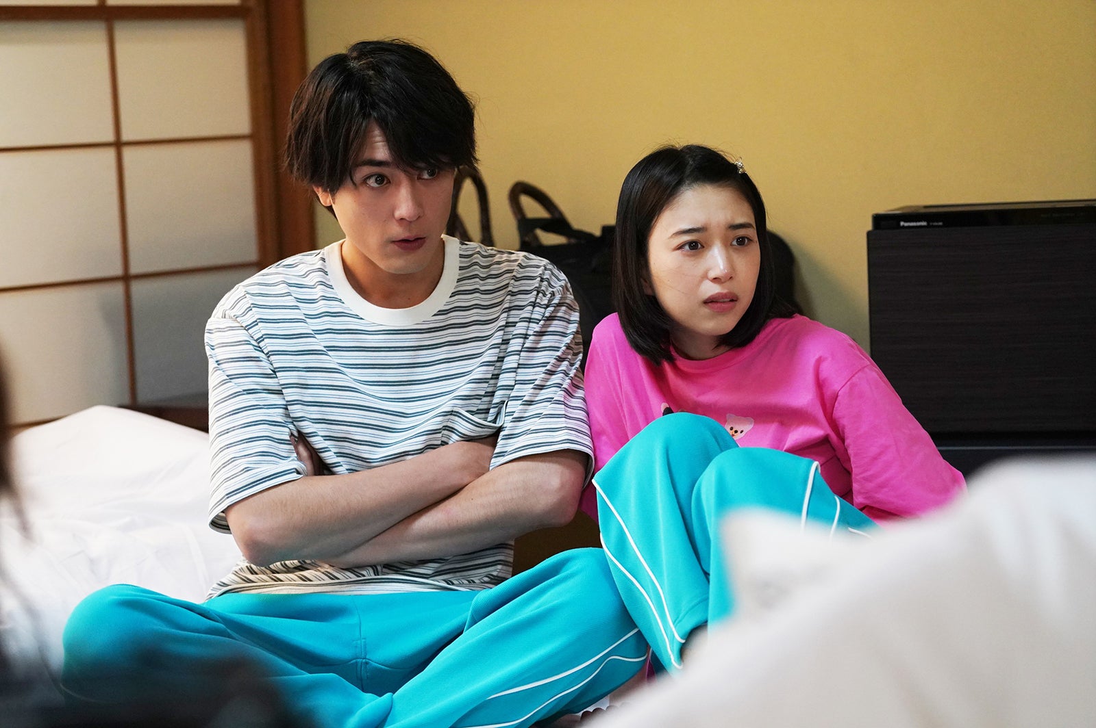 間宮祥太朗、森川葵／「ナンバMG5」第8話より（C）フジテレビ