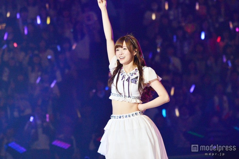 白石麻衣／「乃木坂46 2ND YEAR BIRTHDAY LIVE」より