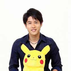 内田篤人選手（C）Nintendo・Creatures・GAME FREAK・TV Tokyo・ShoPro・JR Kikaku（C）Pokemon（C）2014 ピカチュウプロジェクト