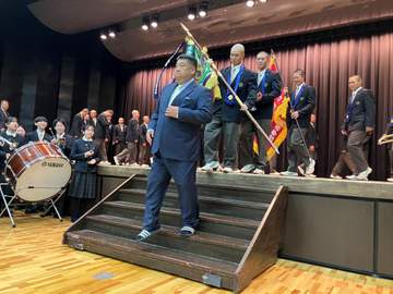 センバツVの大阪桐蔭が優勝報告会 3度目春夏連覇へ西谷監督が本音「まだ連覇と言えるところまでいってない」