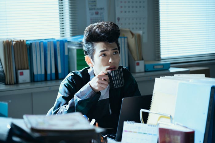 影山拓也「Qrosの女」第2話(C)「Qrosの女」製作委員会