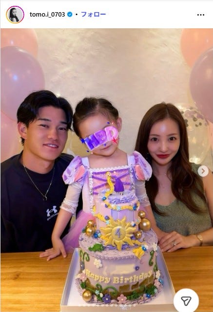 板野友美Instagramより