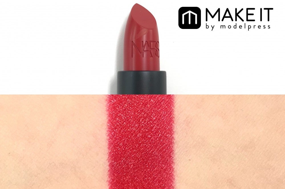 NARS リップスティック／2923／3,300円（税抜） (C)メイクイット