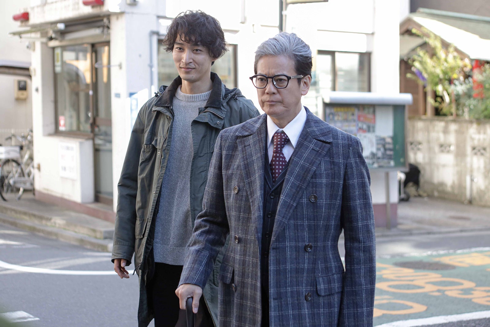 上杉柊平、唐沢寿明「プライベートバンカー」第1話（C）テレビ朝日