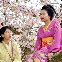 不発弾の閃光に包まれるすずと晴美…衝撃ラストに「辛すぎる終わり方」と悲鳴続出『この世界の片隅に』第6話